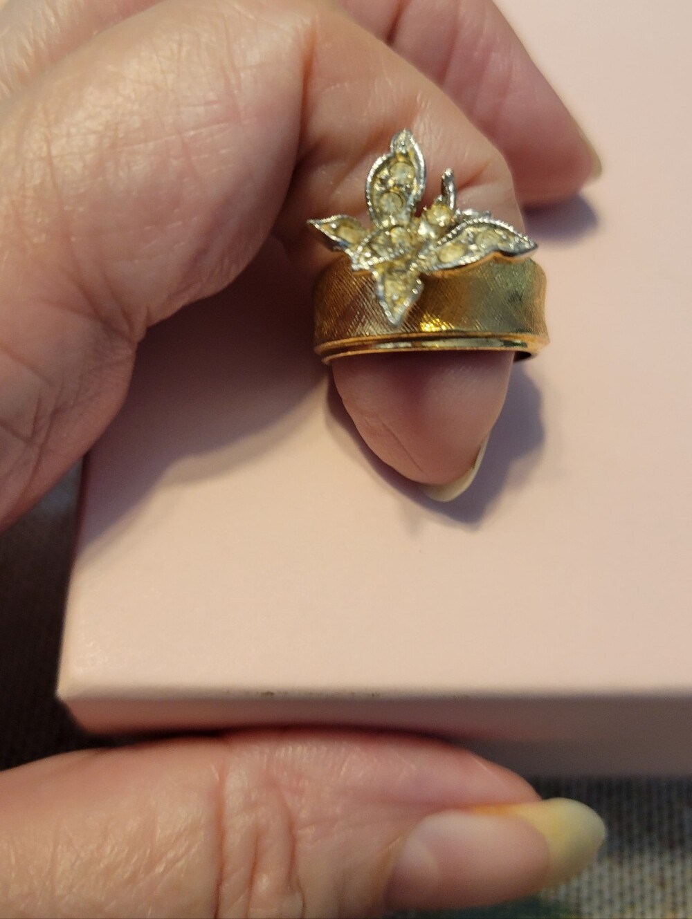 VINTAGE BUTTERFLY Statement Ring - Women's Jewelry